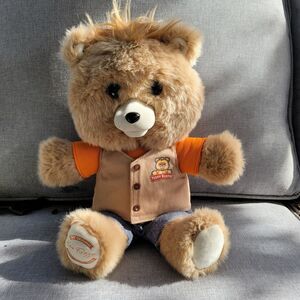 Teddy Ruxpin 2017 Talking Bear (Does Not Work)